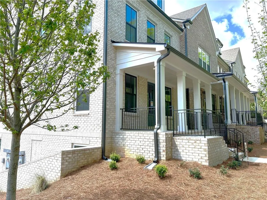 1059 Dryden Lane Unit 11, Atlanta, Georgia 30319, 3 Bedrooms Bedrooms, ,3 BathroomsBathrooms,Residential,For Sale,1059 Dryden Lane Unit 11,7558405
