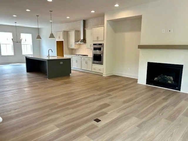 1059 Dryden Lane Unit 11, Atlanta, Georgia 30319, 3 Bedrooms Bedrooms, ,3 BathroomsBathrooms,Residential,For Sale,1059 Dryden Lane Unit 11,7558405