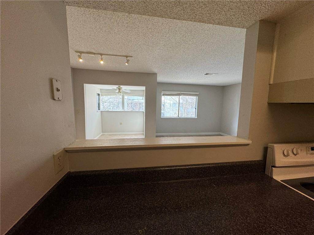 1215 Wingate Way, Atlanta, Georgia 30350, 1 Bedroom Bedrooms, ,1 BathroomBathrooms,Residential,Sold,1215 Wingate Way,7323300