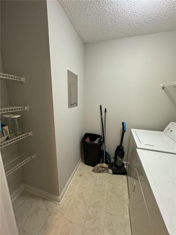 Laundry and pantry off of the kitchen