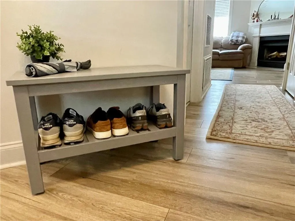 Details with light hardwood / wood-style floors