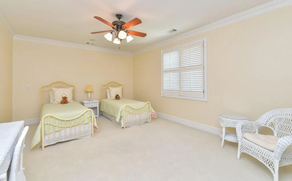 55 Saddleview Run, Sandy Springs, Georgia 30350, 5 Bedrooms Bedrooms, ,4 BathroomsBathrooms,Residential,Sold,55 Saddleview Run,6537423