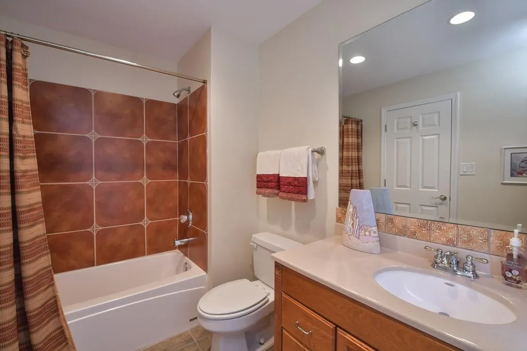55 Saddleview Run, Sandy Springs, Georgia 30350, 5 Bedrooms Bedrooms, ,4 BathroomsBathrooms,Residential,Sold,55 Saddleview Run,6537423