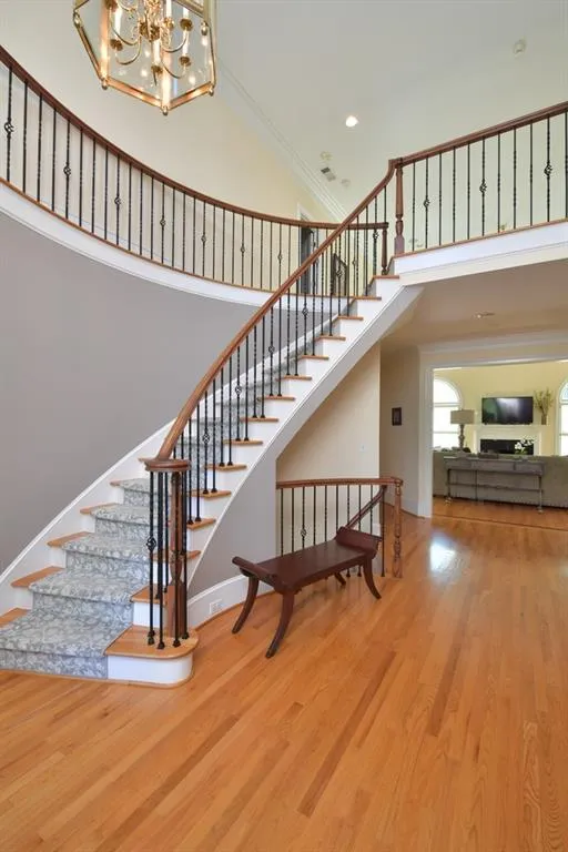 55 Saddleview Run, Sandy Springs, Georgia 30350, 5 Bedrooms Bedrooms, ,4 BathroomsBathrooms,Residential,Sold,55 Saddleview Run,6537423