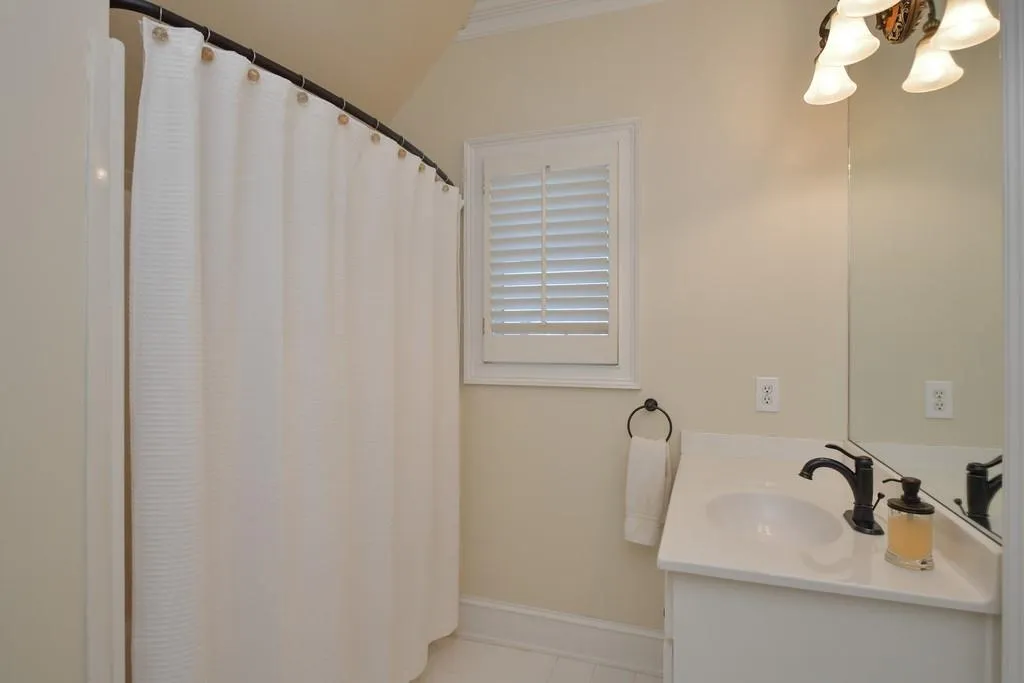 55 Saddleview Run, Sandy Springs, Georgia 30350, 5 Bedrooms Bedrooms, ,4 BathroomsBathrooms,Residential,Sold,55 Saddleview Run,6537423