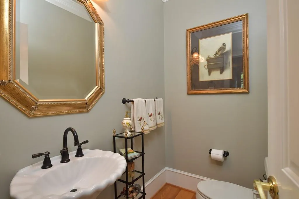 55 Saddleview Run, Sandy Springs, Georgia 30350, 5 Bedrooms Bedrooms, ,4 BathroomsBathrooms,Residential,Sold,55 Saddleview Run,6537423