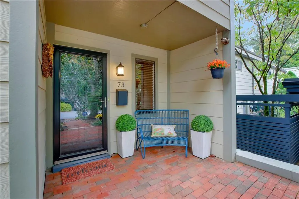 73 Forrest Place, Atlanta, Georgia 30328, 3 Bedrooms Bedrooms, ,2 BathroomsBathrooms,Residential,Sold,73 Forrest Place,6802080