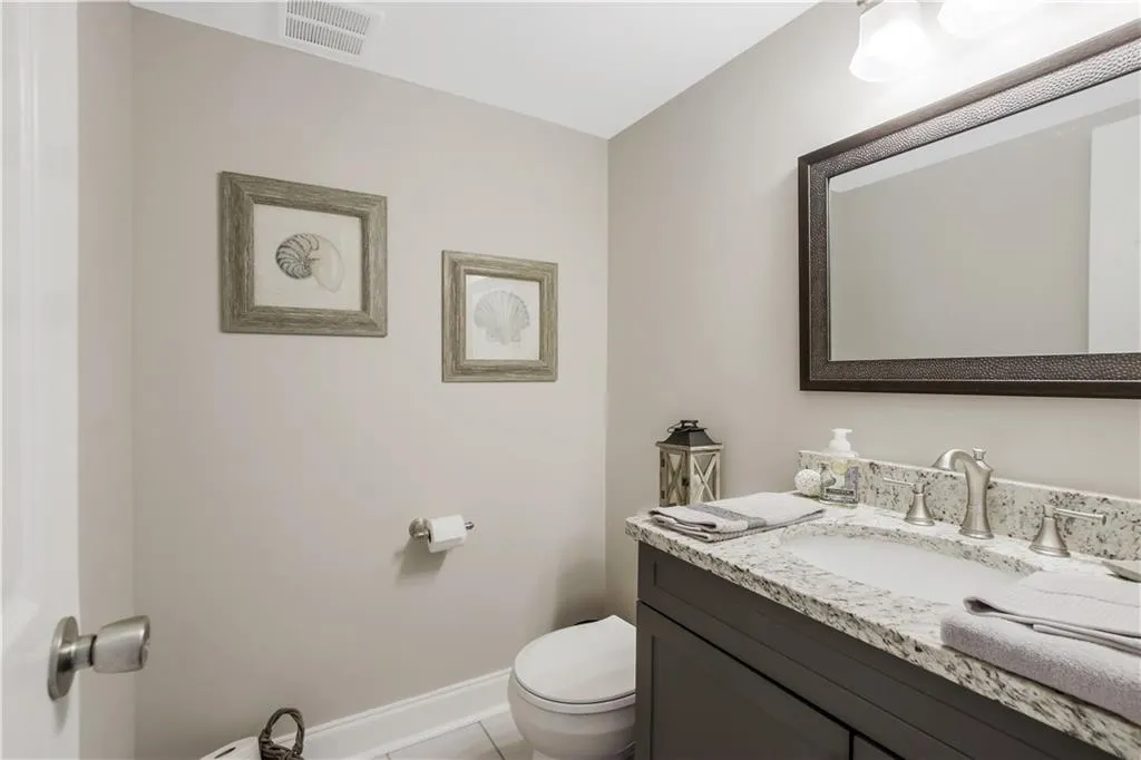 73 Forrest Place, Atlanta, Georgia 30328, 3 Bedrooms Bedrooms, ,2 BathroomsBathrooms,Residential,Sold,73 Forrest Place,6802080