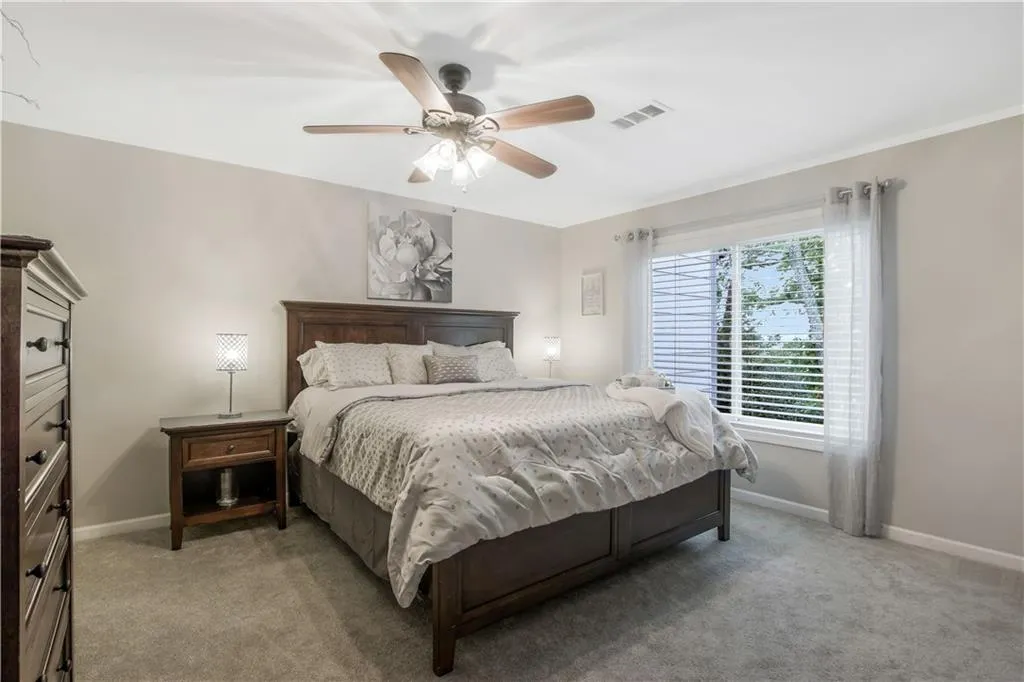 73 Forrest Place, Atlanta, Georgia 30328, 3 Bedrooms Bedrooms, ,2 BathroomsBathrooms,Residential,Sold,73 Forrest Place,6802080