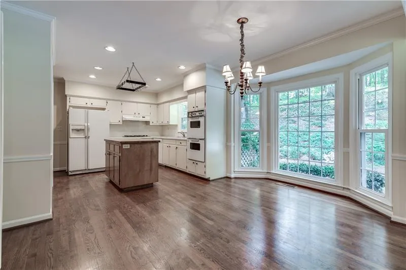 575 Coldstream Court, Sandy Springs, Georgia 30328, 5 Bedrooms Bedrooms, ,3 BathroomsBathrooms,Residential,Sold,575 Coldstream Court,6746729