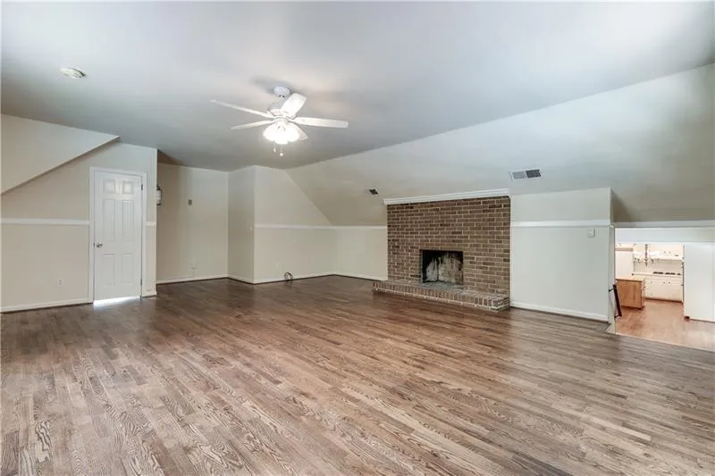 575 Coldstream Court, Sandy Springs, Georgia 30328, 5 Bedrooms Bedrooms, ,3 BathroomsBathrooms,Residential,Sold,575 Coldstream Court,6746729