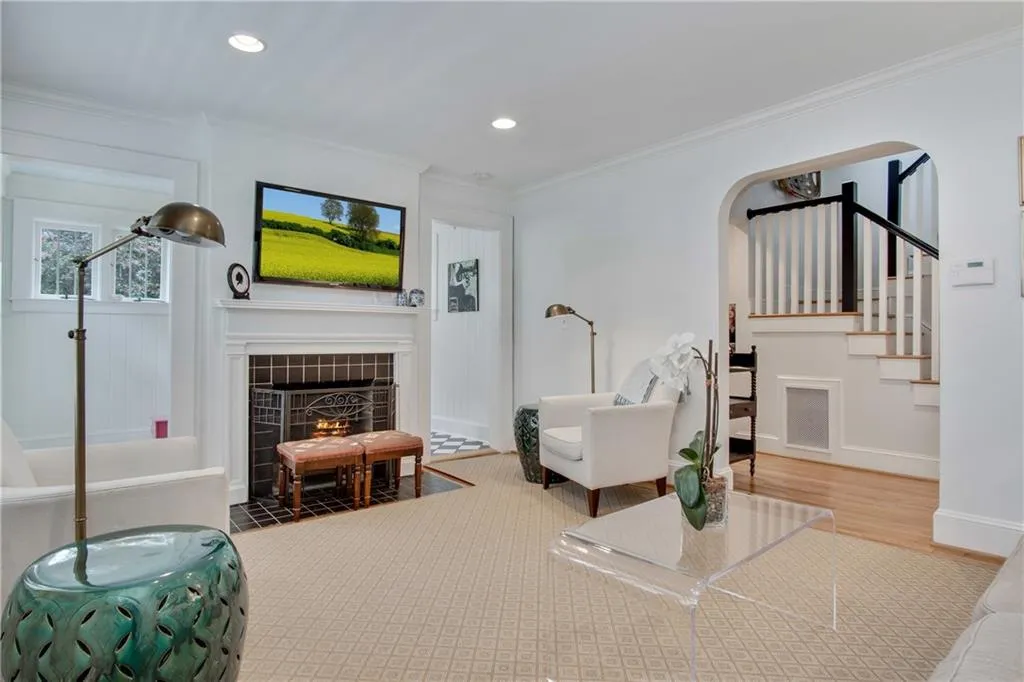 2377 Virginia Place Ne, Atlanta, Georgia 30305, 3 Bedrooms Bedrooms, ,2 BathroomsBathrooms,Residential,Sold,2377 Virginia Place Ne,5979768