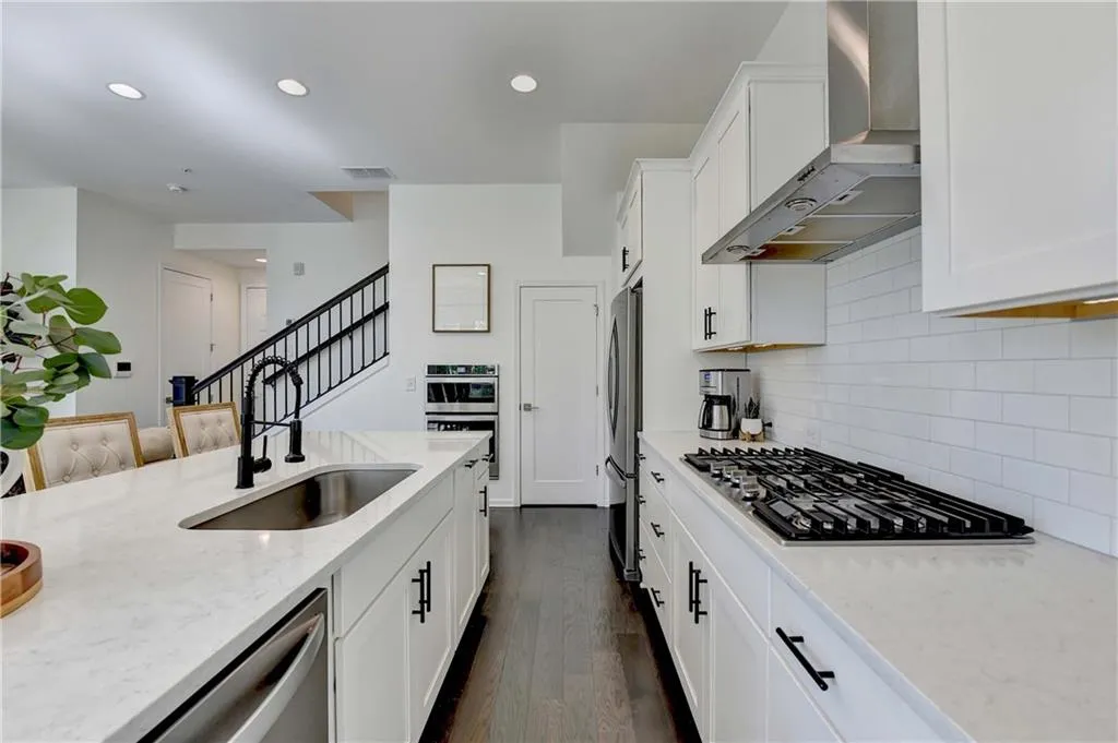 6602 Sterling Drive Unit 688, Atlanta, Georgia 30328, 1 Bedroom Bedrooms, ,1 BathroomBathrooms,Residential,For Sale,6602 Sterling Drive Unit 688,7669431 6602 Sterling Drive Unit 688, Atlanta, Georgia 30328, 1 Bedroom Bedrooms, ,1 BathroomBathrooms,Residential,For Sale,6602 Sterling Drive Unit 688,7669431