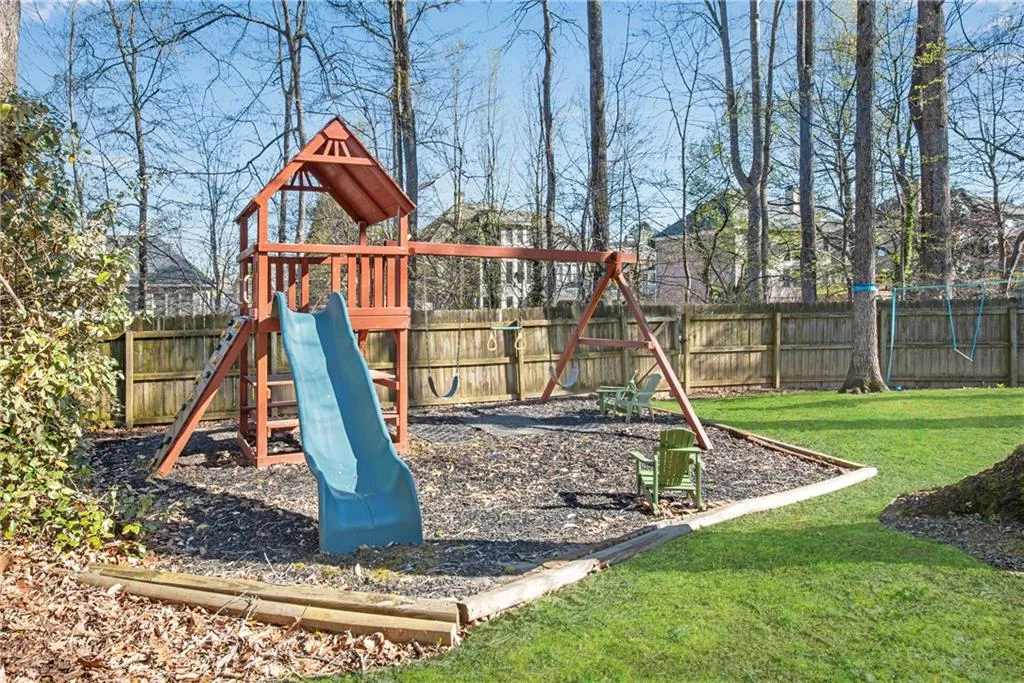 775 Old Campus Trail, Atlanta, Georgia 30328, 5 Bedrooms Bedrooms, ,3 BathroomsBathrooms,Residential,Sold,775 Old Campus Trail,7190065