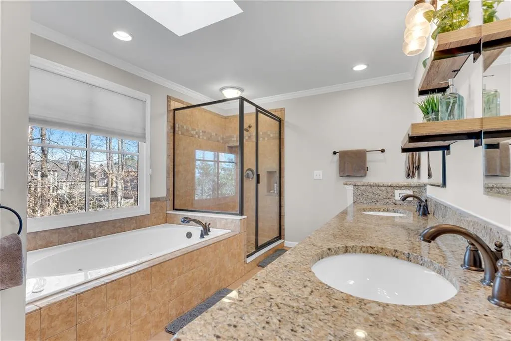 775 Old Campus Trail, Atlanta, Georgia 30328, 5 Bedrooms Bedrooms, ,3 BathroomsBathrooms,Residential,Sold,775 Old Campus Trail,7190065