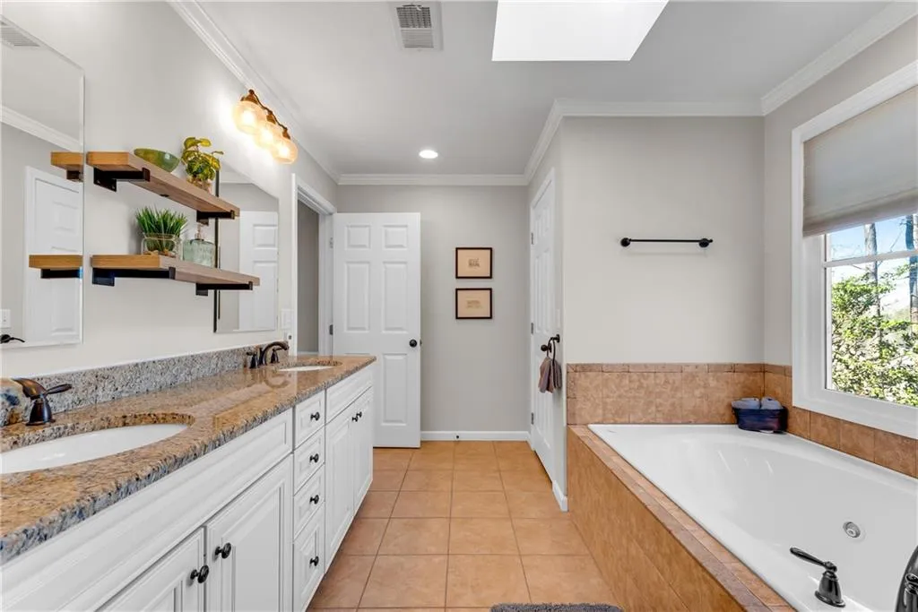 775 Old Campus Trail, Atlanta, Georgia 30328, 5 Bedrooms Bedrooms, ,3 BathroomsBathrooms,Residential,Sold,775 Old Campus Trail,7190065