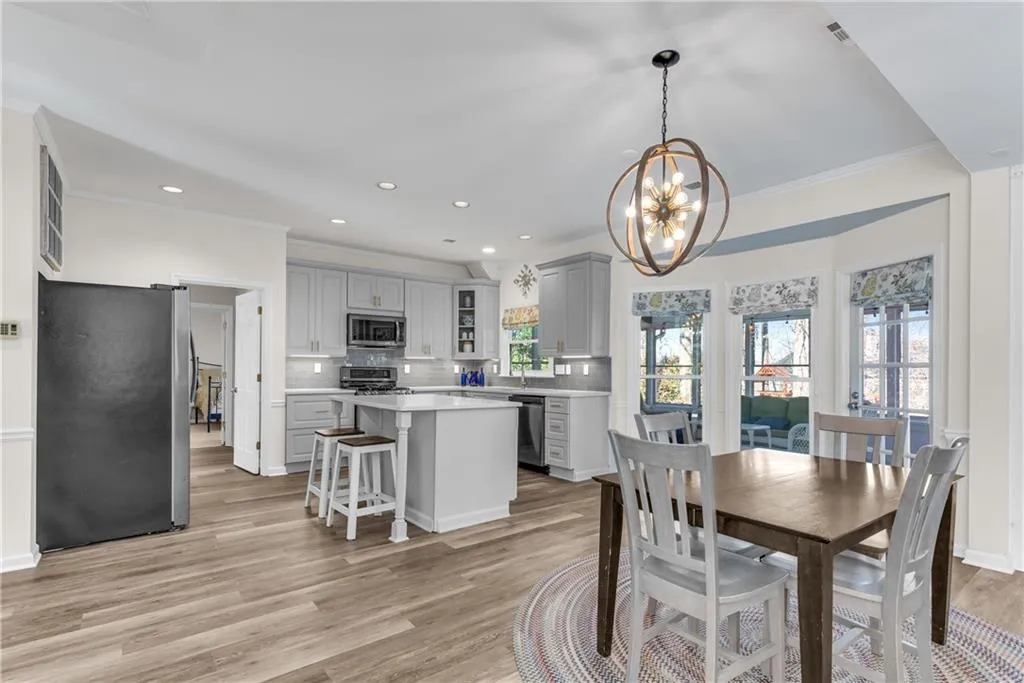 775 Old Campus Trail, Atlanta, Georgia 30328, 5 Bedrooms Bedrooms, ,3 BathroomsBathrooms,Residential,Sold,775 Old Campus Trail,7190065