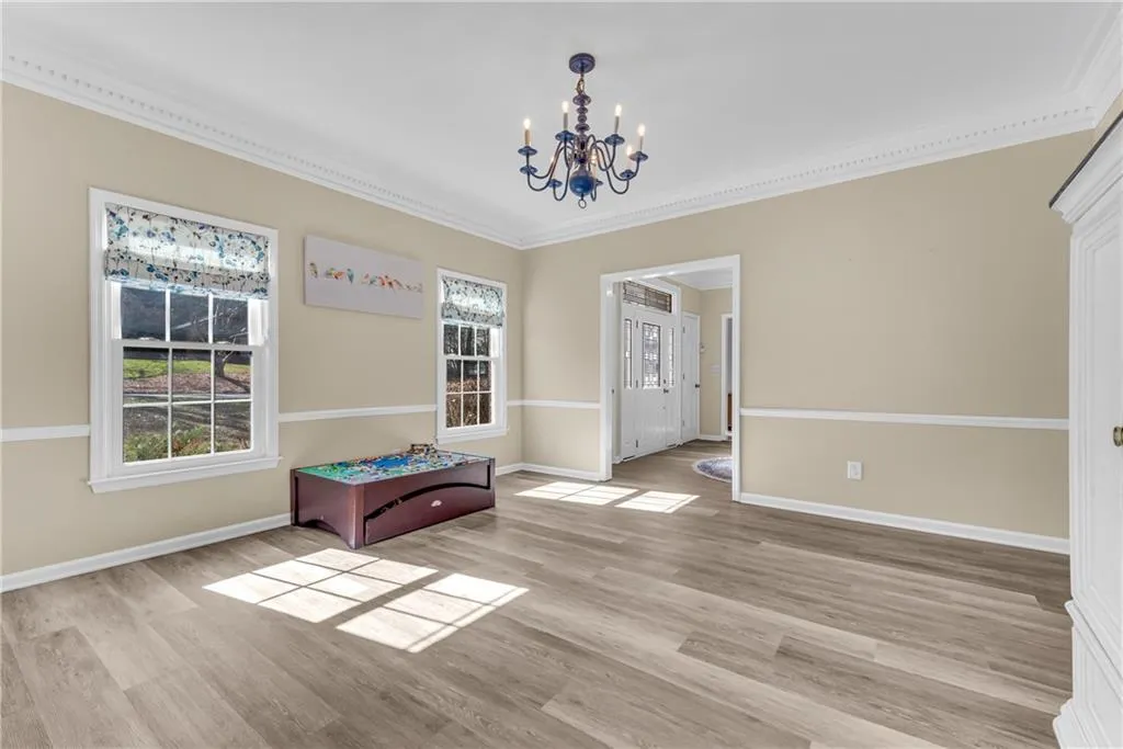775 Old Campus Trail, Atlanta, Georgia 30328, 5 Bedrooms Bedrooms, ,3 BathroomsBathrooms,Residential,Sold,775 Old Campus Trail,7190065