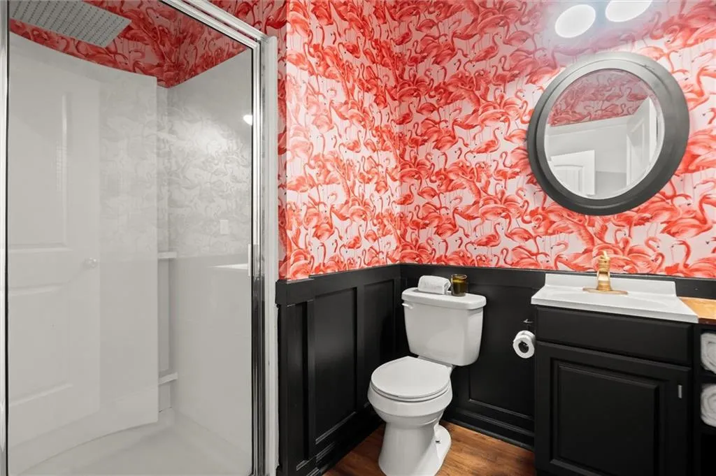 Terrace bathroom.