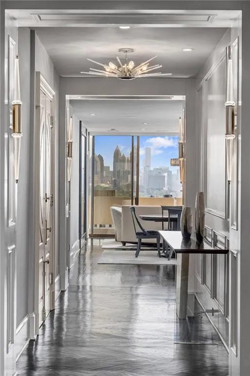 2575 Peachtree Road Ne Unit 22cd, Atlanta, Georgia 30305, 2 Bedrooms Bedrooms, 0 ,2 BathroomsBathrooms,Residential,For Sale,2575 Peachtree Road Ne Unit 22cd,7741806