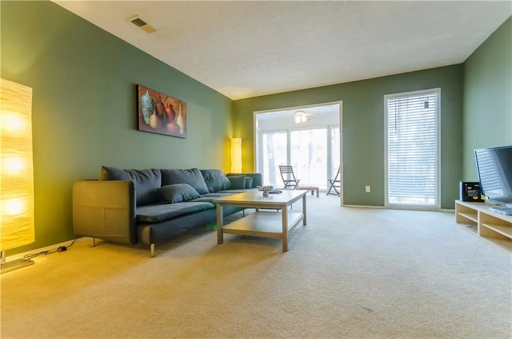 506 Vicksburg Place Unit 506, Atlanta, Georgia 30350, 3 Bedrooms Bedrooms, ,2 BathroomsBathrooms,Residential,Sold,506 Vicksburg Place Unit 506,5877938