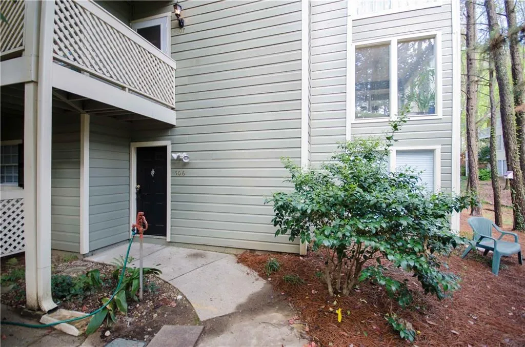 506 Vicksburg Place Unit 506, Atlanta, Georgia 30350, 3 Bedrooms Bedrooms, ,2 BathroomsBathrooms,Residential,Sold,506 Vicksburg Place Unit 506,5877938