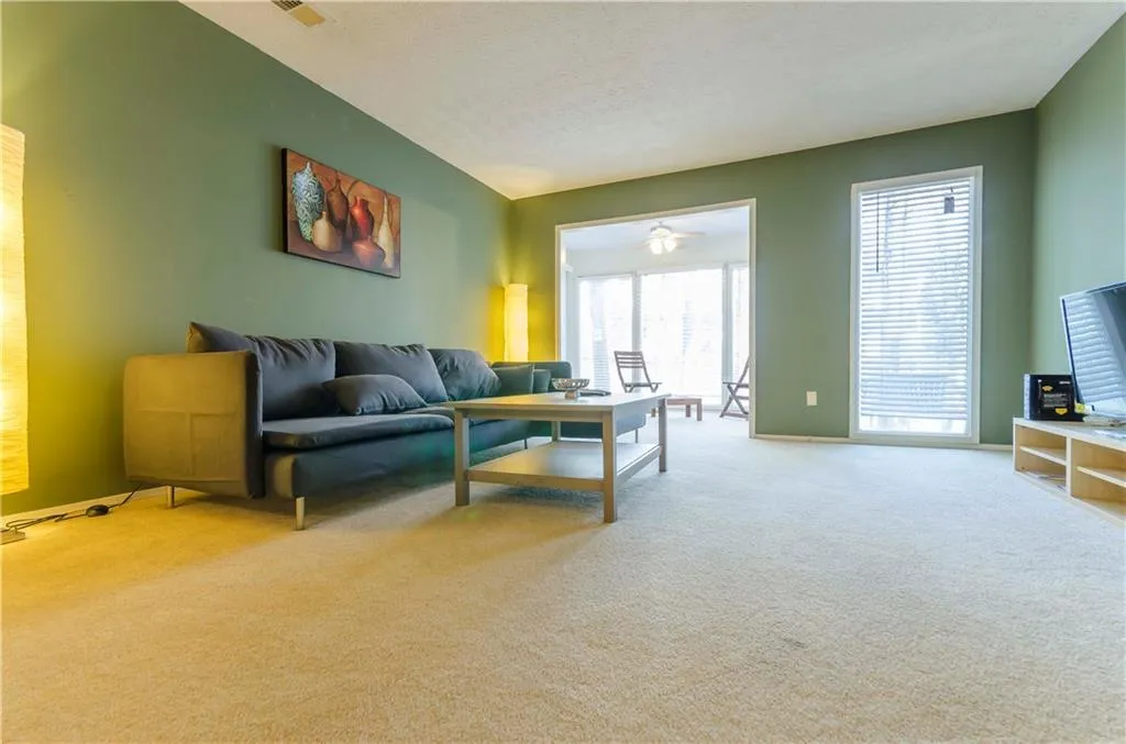 506 Vicksburg Place Unit 506, Atlanta, Georgia 30350, 3 Bedrooms Bedrooms, ,2 BathroomsBathrooms,Residential,Sold,506 Vicksburg Place Unit 506,5877938