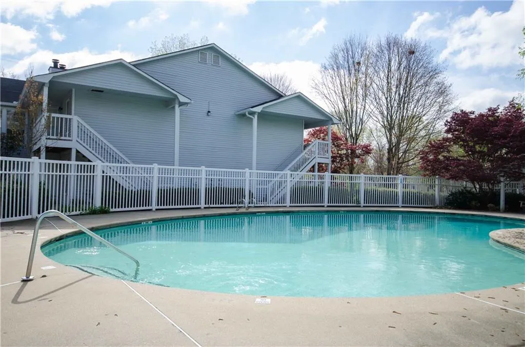 506 Vicksburg Place Unit 506, Atlanta, Georgia 30350, 3 Bedrooms Bedrooms, ,2 BathroomsBathrooms,Residential,Sold,506 Vicksburg Place Unit 506,5877938