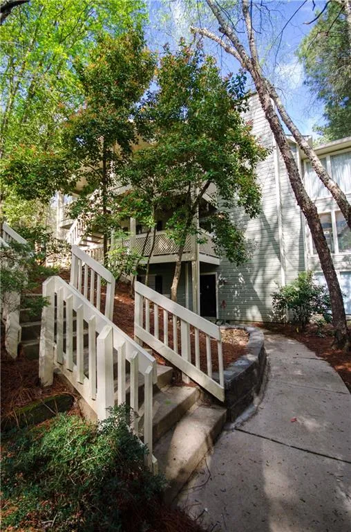 506 Vicksburg Place Unit 506, Atlanta, Georgia 30350, 3 Bedrooms Bedrooms, ,2 BathroomsBathrooms,Residential,Sold,506 Vicksburg Place Unit 506,5877938