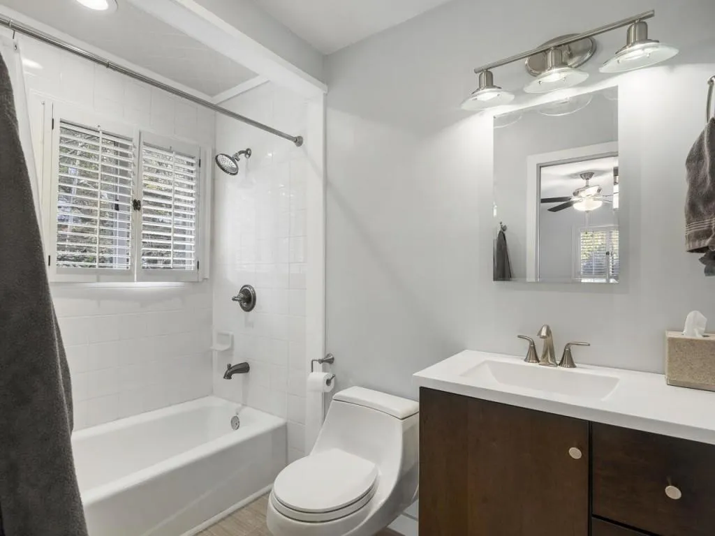 5245 Mount Vernon Parkway, Atlanta, Georgia 30327, 3 Bedrooms Bedrooms, ,2 BathroomsBathrooms,Residential,Sold,5245 Mount Vernon Parkway,6805822