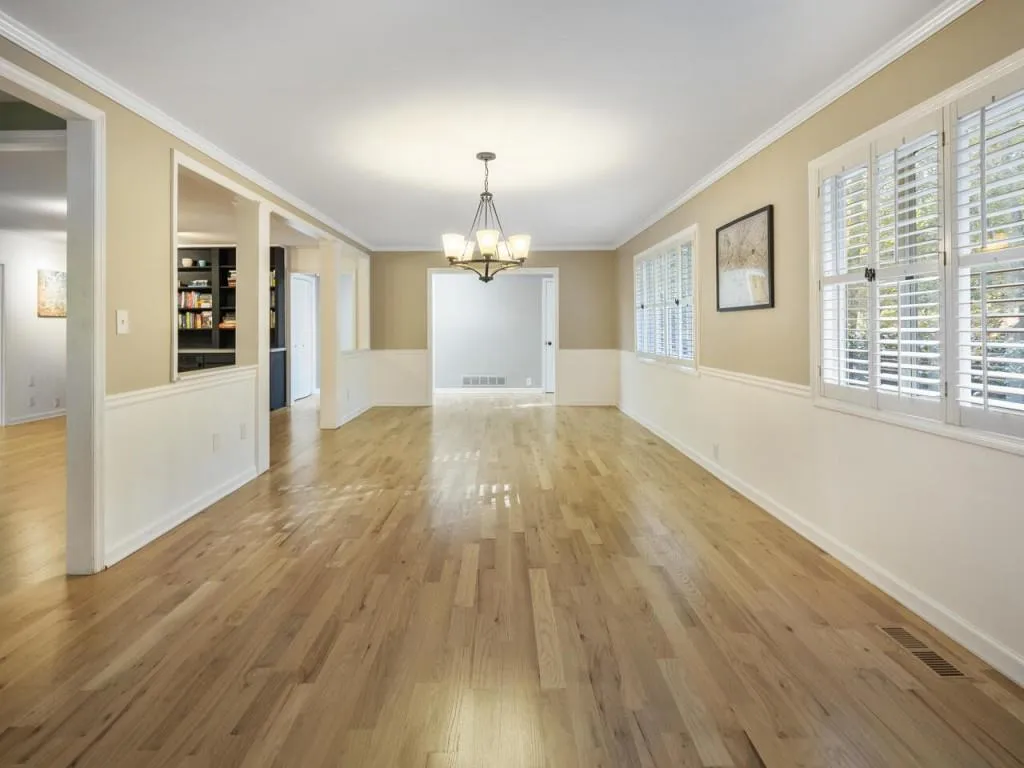 5245 Mount Vernon Parkway, Atlanta, Georgia 30327, 3 Bedrooms Bedrooms, ,2 BathroomsBathrooms,Residential,Sold,5245 Mount Vernon Parkway,6805822