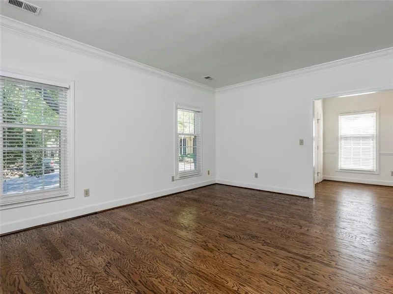 14 Vernon Glen Court, Sandy Springs, Georgia 30338, 2 Bedrooms Bedrooms, ,2 BathroomsBathrooms,Residential,Sold,14 Vernon Glen Court,6600233