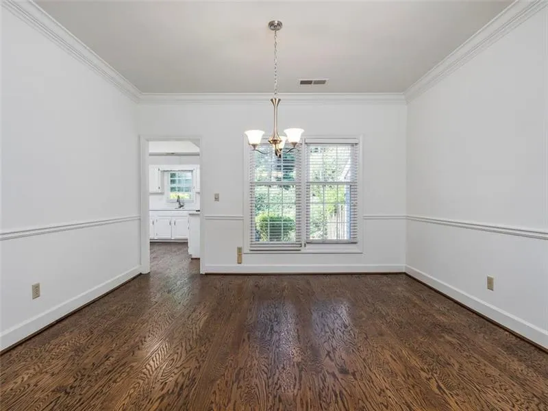 14 Vernon Glen Court, Sandy Springs, Georgia 30338, 2 Bedrooms Bedrooms, ,2 BathroomsBathrooms,Residential,Sold,14 Vernon Glen Court,6600233