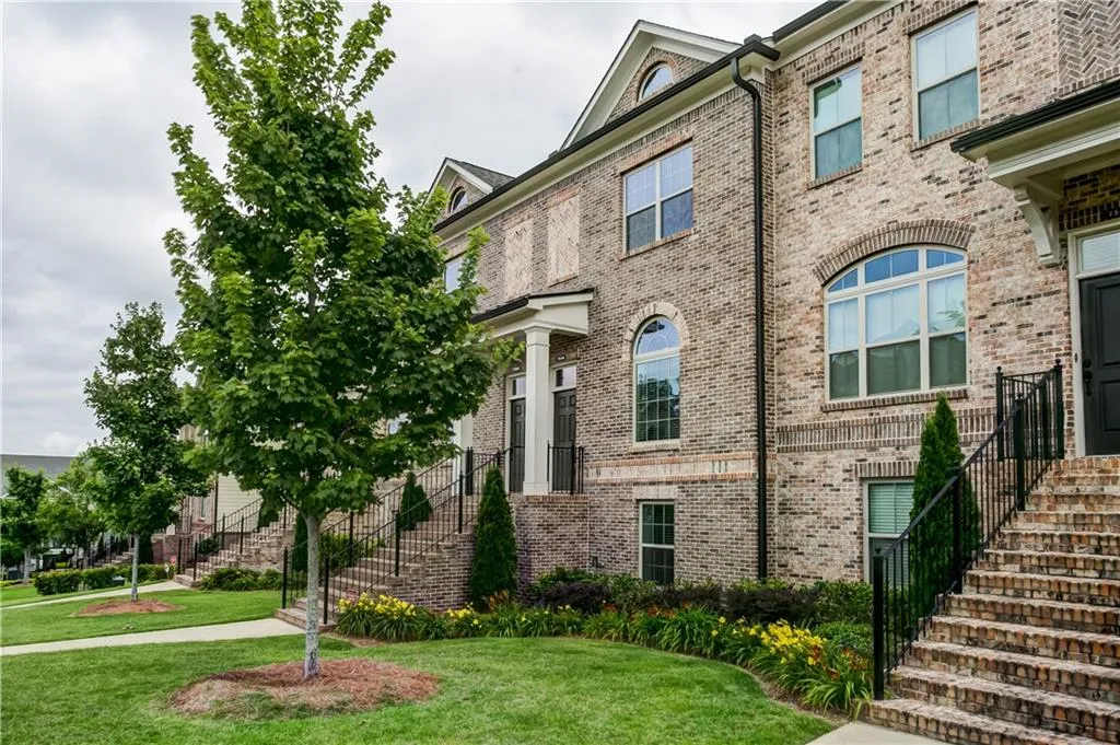 7490 Highland Bluff, Atlanta, Georgia 30328, 3 Bedrooms Bedrooms, ,3 BathroomsBathrooms,Residential,Sold,7490 Highland Bluff,6018019