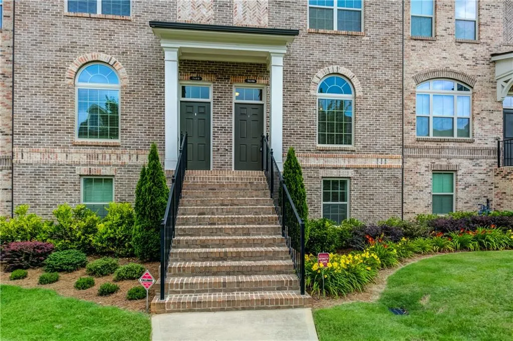 7490 Highland Bluff, Atlanta, Georgia 30328, 3 Bedrooms Bedrooms, ,3 BathroomsBathrooms,Residential,Sold,7490 Highland Bluff,6018019