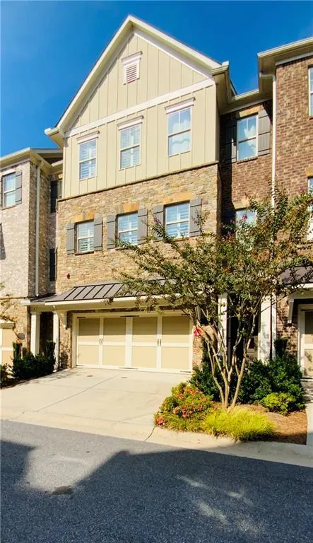 972 Thibideau Court, Atlanta, Georgia 30328, 4 Bedrooms Bedrooms, ,3 BathroomsBathrooms,Residential,Sold,972 Thibideau Court,6792459