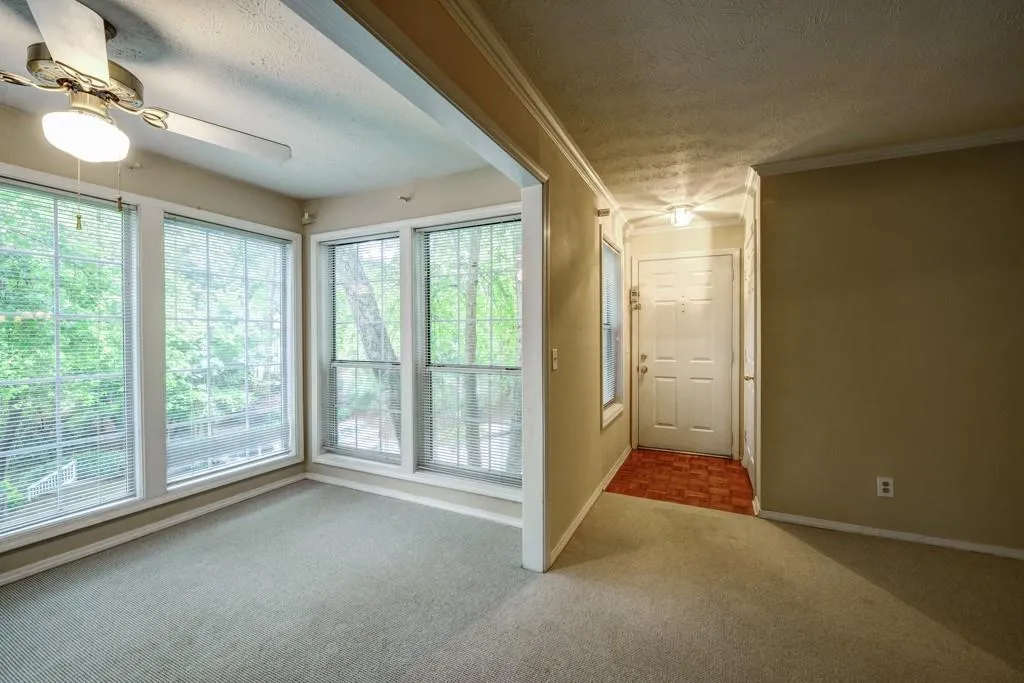 907 Gettysburg Place, Sandy Springs, Georgia 30350, 2 Bedrooms Bedrooms, ,2 BathroomsBathrooms,Residential,Sold,907 Gettysburg Place,5681472