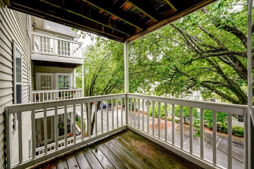 907 Gettysburg Place, Sandy Springs, Georgia 30350, 2 Bedrooms Bedrooms, ,2 BathroomsBathrooms,Residential,Sold,907 Gettysburg Place,5681472