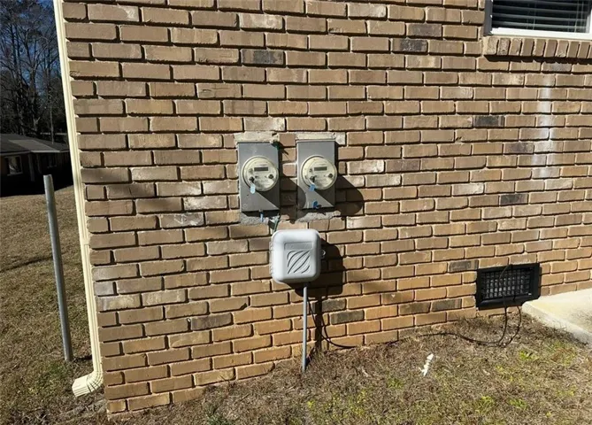 1170