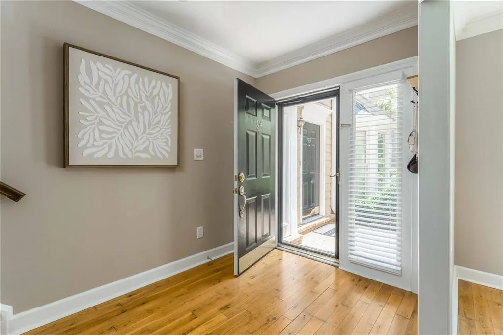 7500 Roswell Road Ne Unit 94, Sandy Springs, Georgia 30350, 2 Bedrooms Bedrooms, ,2 BathroomsBathrooms,Residential,For Sale,7500 Roswell Road Ne Unit 94,7631710