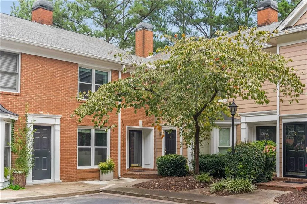7500 Roswell Road Ne Unit 94, Sandy Springs, Georgia 30350, 2 Bedrooms Bedrooms, ,2 BathroomsBathrooms,Residential,For Sale,7500 Roswell Road Ne Unit 94,7631710