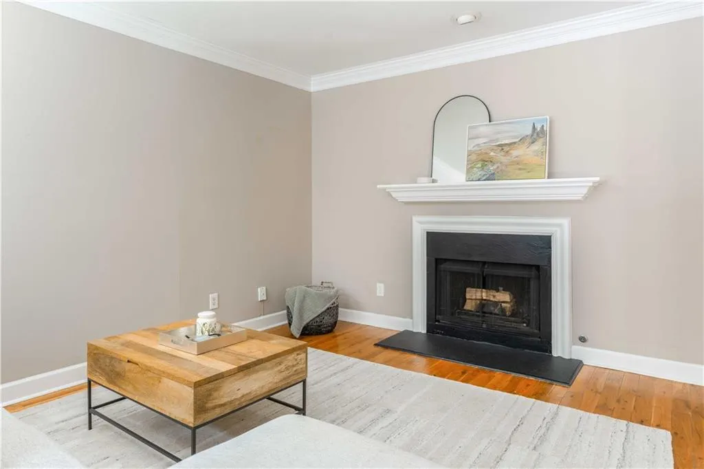 7500 Roswell Road Ne Unit 94, Sandy Springs, Georgia 30350, 2 Bedrooms Bedrooms, ,2 BathroomsBathrooms,Residential,For Sale,7500 Roswell Road Ne Unit 94,7631710