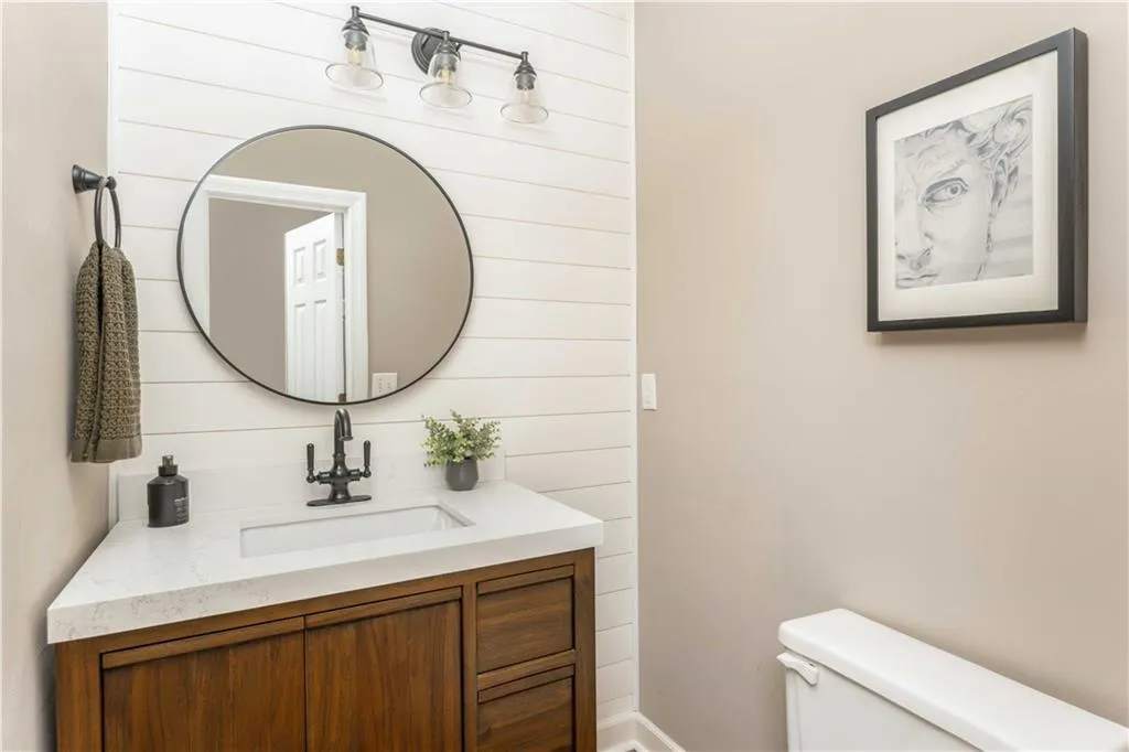 7500 Roswell Road Ne Unit 94, Sandy Springs, Georgia 30350, 2 Bedrooms Bedrooms, ,2 BathroomsBathrooms,Residential,For Sale,7500 Roswell Road Ne Unit 94,7631710