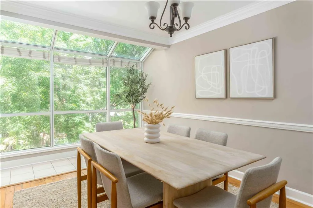 7500 Roswell Road Ne Unit 94, Sandy Springs, Georgia 30350, 2 Bedrooms Bedrooms, ,2 BathroomsBathrooms,Residential,For Sale,7500 Roswell Road Ne Unit 94,7631710