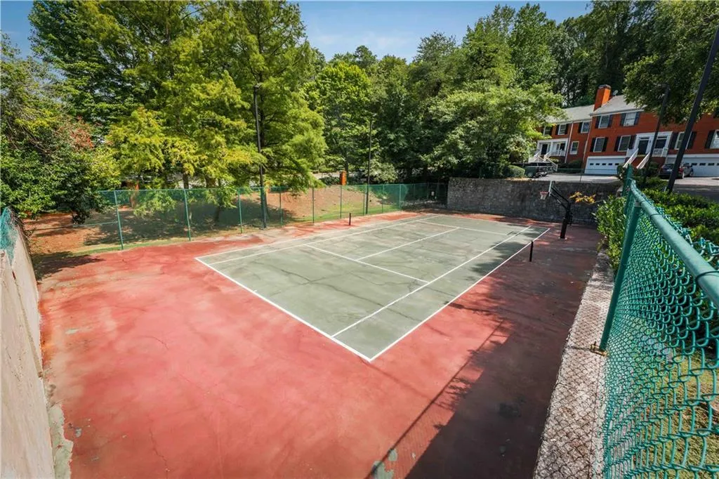 7500 Roswell Road Ne Unit 94, Sandy Springs, Georgia 30350, 2 Bedrooms Bedrooms, ,2 BathroomsBathrooms,Residential,For Sale,7500 Roswell Road Ne Unit 94,7631710