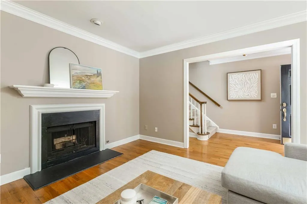 7500 Roswell Road Ne Unit 94, Sandy Springs, Georgia 30350, 2 Bedrooms Bedrooms, ,2 BathroomsBathrooms,Residential,For Sale,7500 Roswell Road Ne Unit 94,7631710