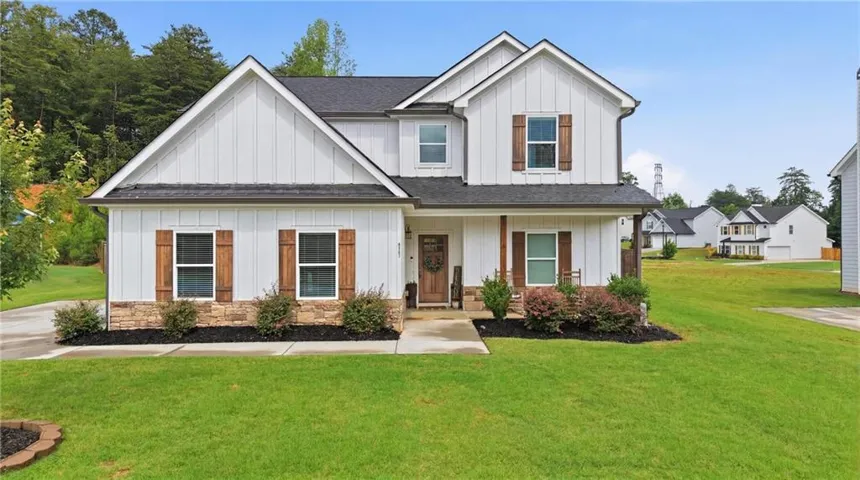 6352 Magnolia Station Drive, Lula, Georgia 30554