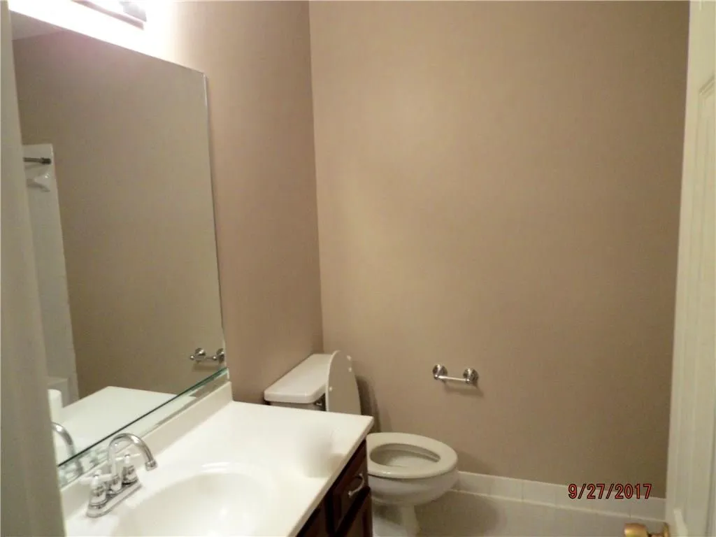 7500 Roswell Road Unit 103, Atlanta, Georgia 30350, 3 Bedrooms Bedrooms, ,2 BathroomsBathrooms,Residential,Sold,7500 Roswell Road Unit 103,5913042