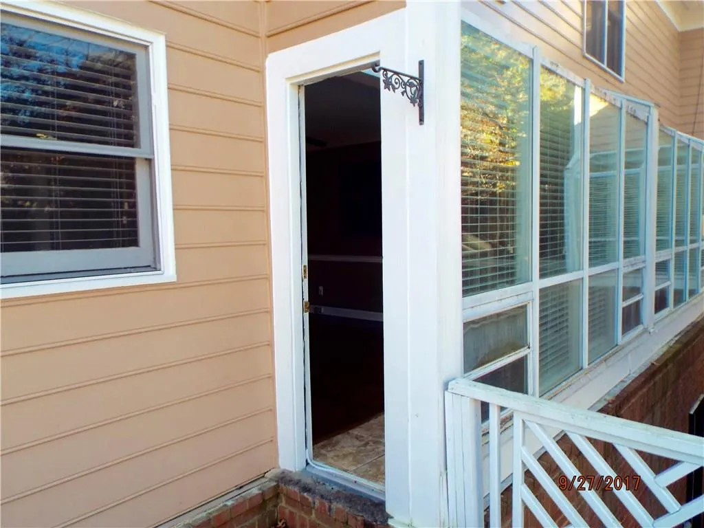 7500 Roswell Road Unit 103, Atlanta, Georgia 30350, 3 Bedrooms Bedrooms, ,2 BathroomsBathrooms,Residential,Sold,7500 Roswell Road Unit 103,5913042