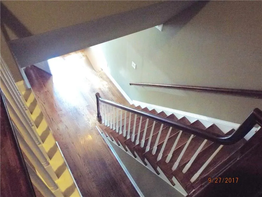 7500 Roswell Road Unit 103, Atlanta, Georgia 30350, 3 Bedrooms Bedrooms, ,2 BathroomsBathrooms,Residential,Sold,7500 Roswell Road Unit 103,5913042